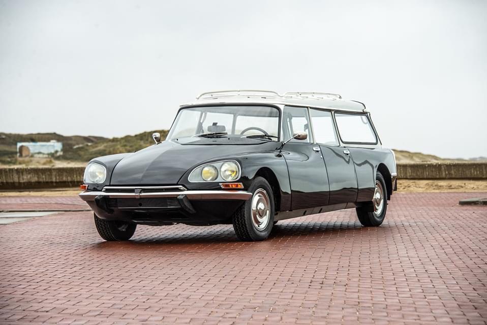 citroen-ds-break-klassieke-oldtimer-rouwauto-glas-22